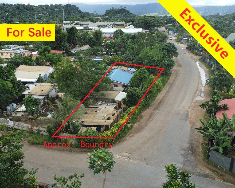 Three-side road access Property, photo 1 of 5